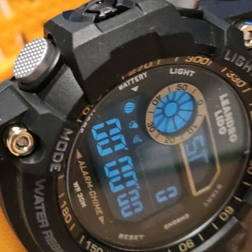 Leonardo Lido digital watch new with orange strap
