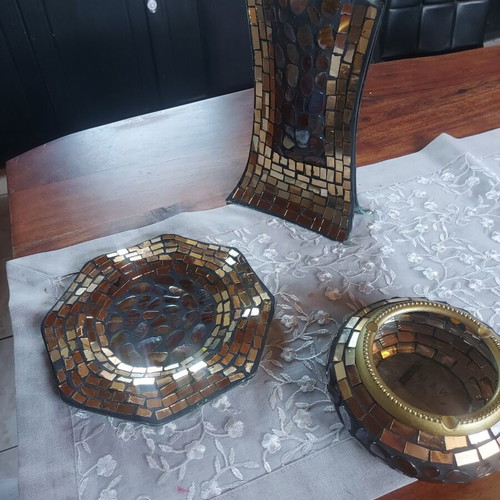 Decorative glass set with mosaic tiles like new