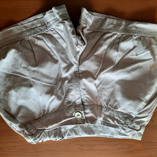 Zara shorts used for 11-year-old girl in good condition