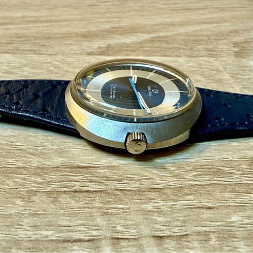 Omega Geneve Dynamic watch used, manual winding, white and blue