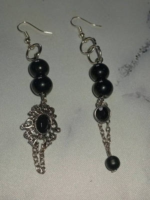 Χειροποίητο μαγικό σκουλαρίκι καινούργιο, μαύρο και ασημί