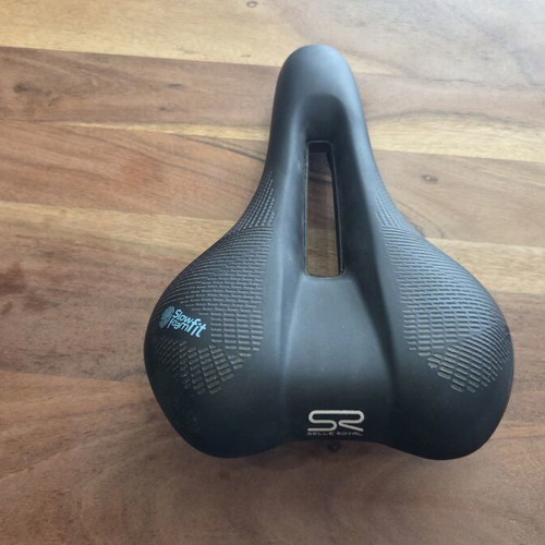Selle Royal Float Athletic Saddle like new
