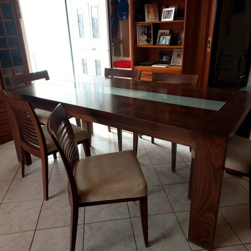 Solid wood dining set with 6 chairs like new, sandblasted glass
