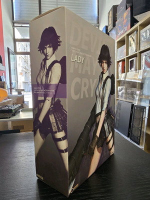 Lady Action Figure 1/6 from Devil May Cry 3 by Asmus Toys brand new