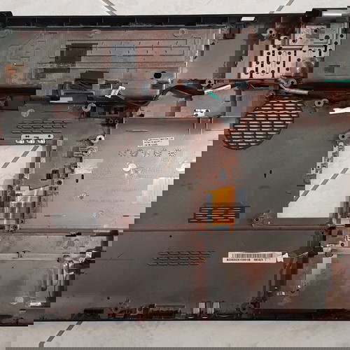 Κάτω Πλαστικά Μέρη Toshiba Satellite L350-146