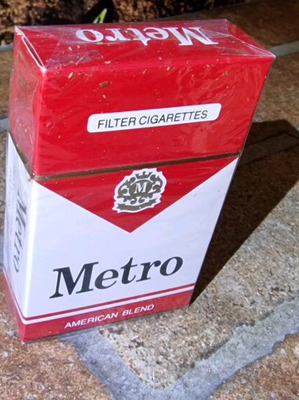 red and white cigarette price Red & White India W2 01