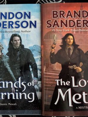 Mistborn Era 2 Hardcover Book Set Like New, 4 Volumes