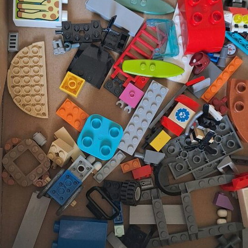 Lego authentic pieces like new, pack