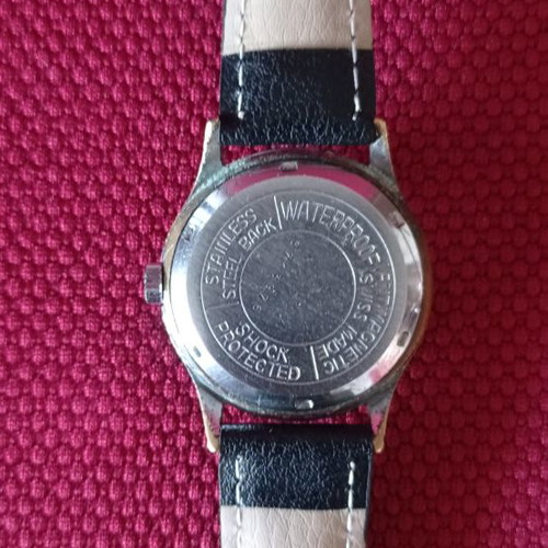 Vintage Technos men's winding watch used