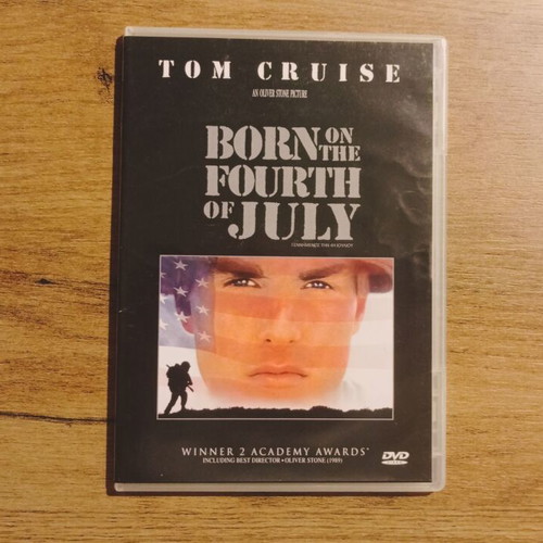 Born in the Fourth of July DVD used, in very good condition