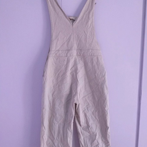 Beige 3/4 overalls one-piece used, excellent condition