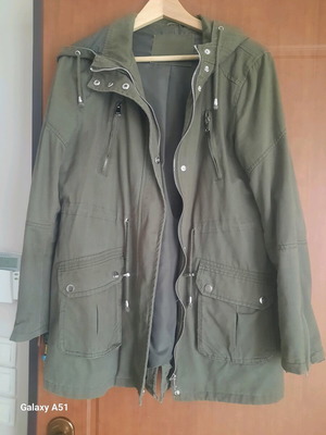 Pink Woman jacket green with hood, like new, size L