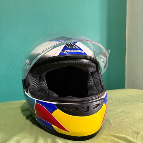 MT helmet kids size small like new