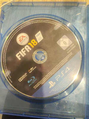 FIFA 18 PlayStation 4 used without papers