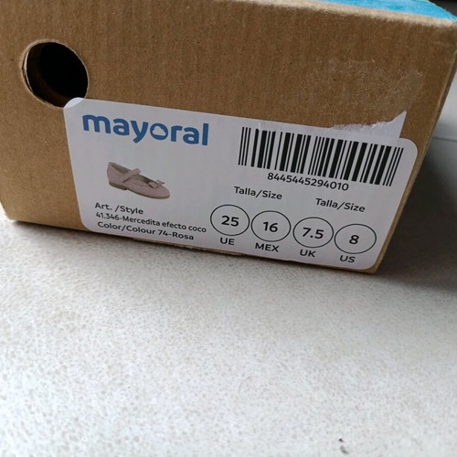 Mayoral ballet flats size 25 used, pink with small scuff