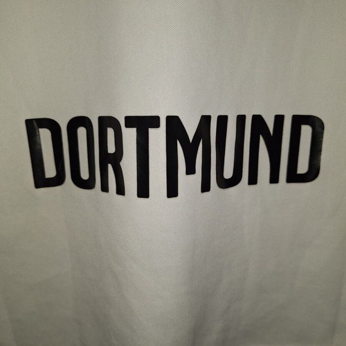 Borussia Dortmund third kit t-shirt 2015-16 men's size M used
