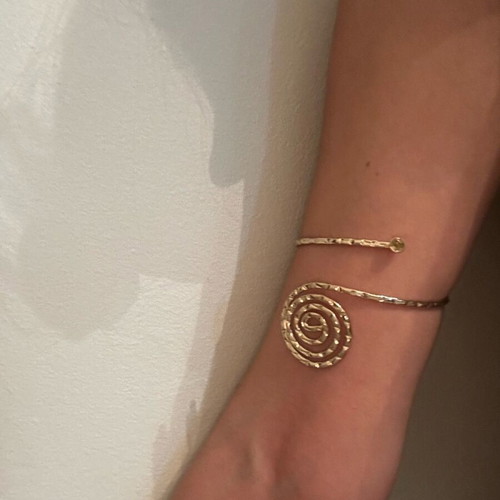 Arm bracelet like new, gold-colored