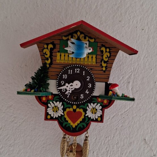 Vintage Wooden Miniature Cuckoo Clock 1970 like new