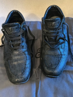 Hogan Interactive athletic shoes used, size 35, dark blue fabric with rhinestones