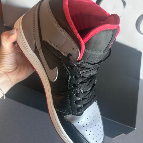Nike Air Jordan 1 Mid Bred Shadow sneakers like new, size 42