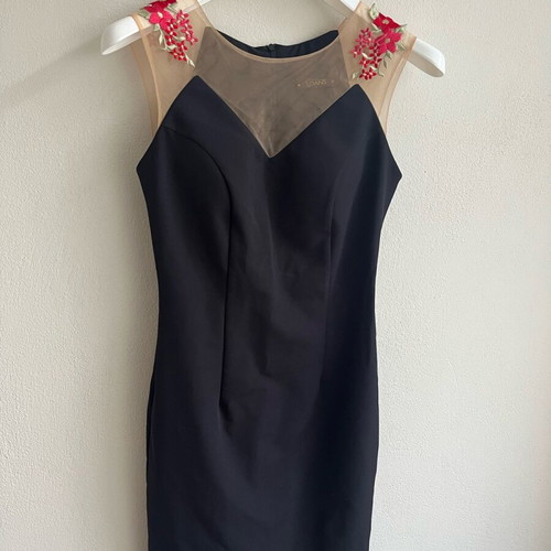 Modissimo dress slim fit like new, black with embroidery