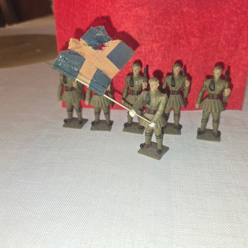 Pal Evzones 1940-41 figures used