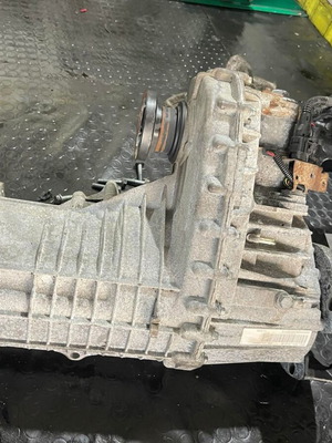 Διαφορικό και μοτέρ αυτόματου σασμάν Audi VW Cayenne μεταχειρισμένα