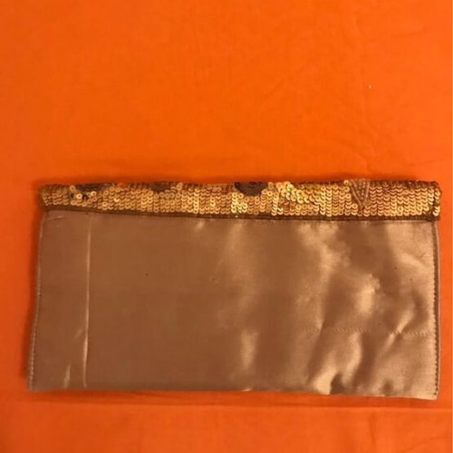 Women's clutches