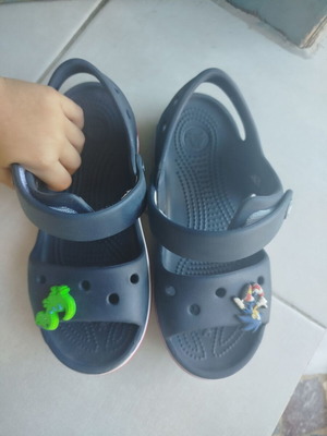 Crocs sandals for boys like new, blue size 30-31 with pins