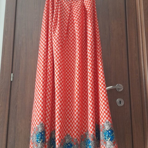 Maxi skirt for summer looks