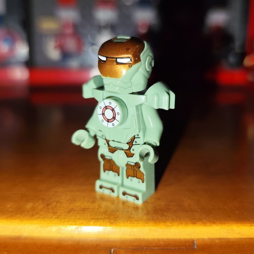 Iron Man MK 37 (Hammerhead) figure like new