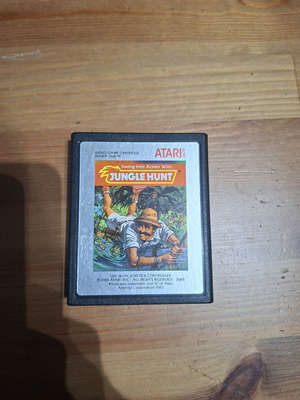 Jungle Hunt Atari 2600 game like new NTSC