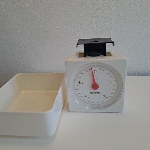 Tescoma Accura kitchen scale 5.0 kg like new