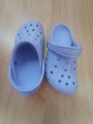Crocs Baya Clog light purple clogs with embossed logo, size 30