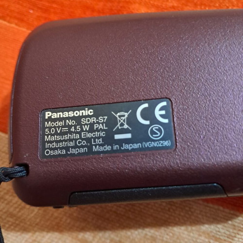 Panasonic SDR-S7 video camera like new
