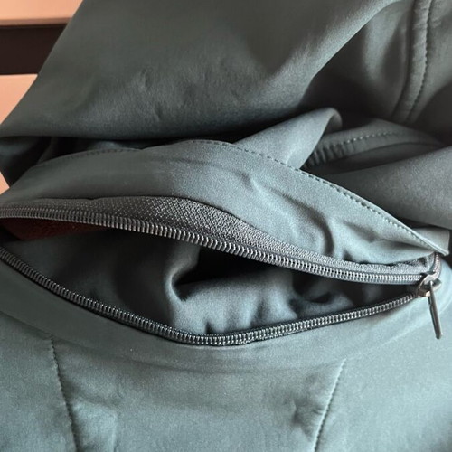 Emerson jacket XL like new, black and green