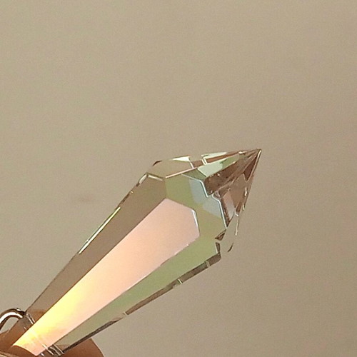 Crystal pendulum with iridescence new 4x1.5 cm