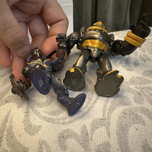Ultra and Havok Koga Gormiti figures used