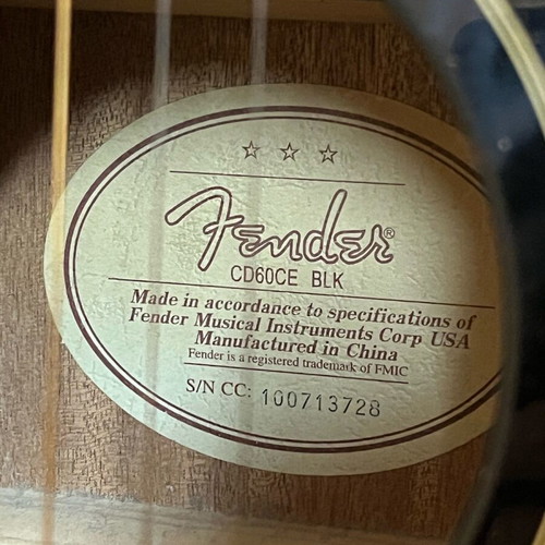 Fender CD60CE Black electro-acoustic guitar like new with case