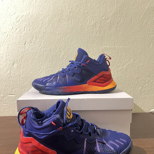 Adidas D.O.N. Issue basketball shoes size 42