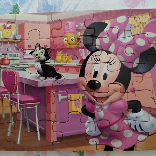 Puzzle Minnie Happy Helpers wooden like new, 2x25 pieces, Educa