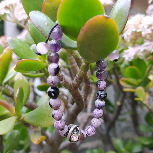 Handmade bracelet with semi-precious stones adjustable size