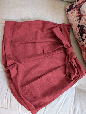 The KNLS shorts linnen