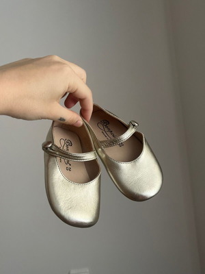 Bonpoint Gold Leather Mary Jane Shoes like new
