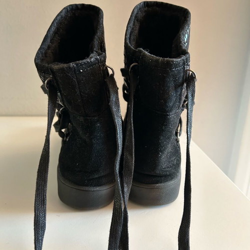 Women's boots with inner fur like new, size 39, black Made In Italia