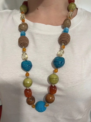 Vintage necklace like new handmade with beads blue and red