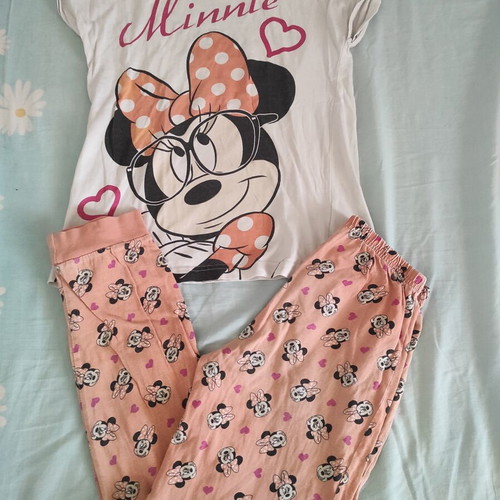 Disney Minnie girls' pajamas size 9-10, white and pink
