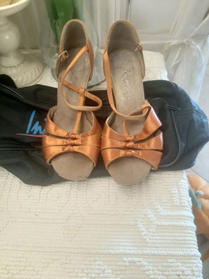 Latin dance shoes used with case, 8cm heel
