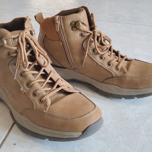 Donati boots like new, brown, size 40