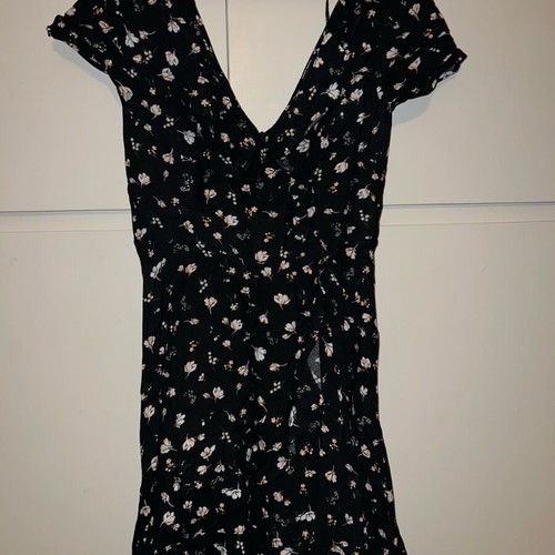 Women's mini dress black like new size L